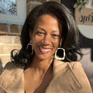 Meet your Posher, Shanta